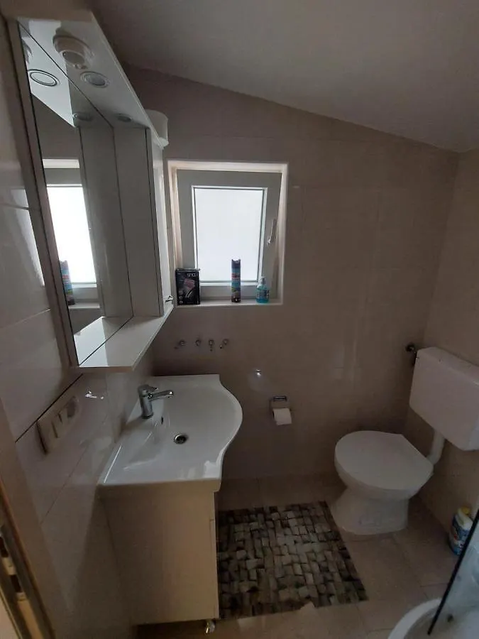 Apartmani Piskoric Vir